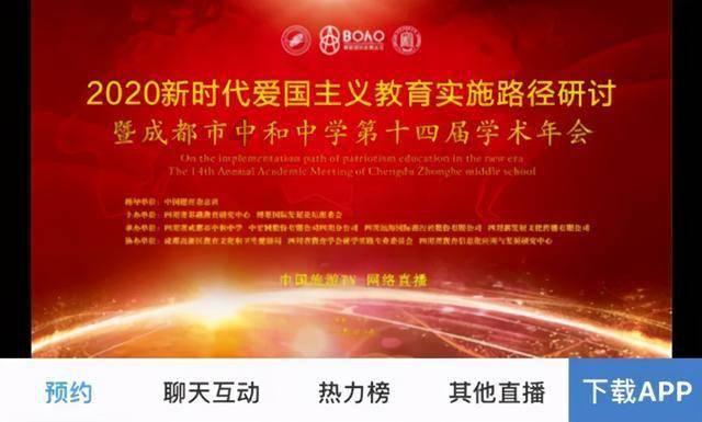 辛芷蕾发了和花少团每个人的合照，从她身上学到了羽绒服显瘦大法